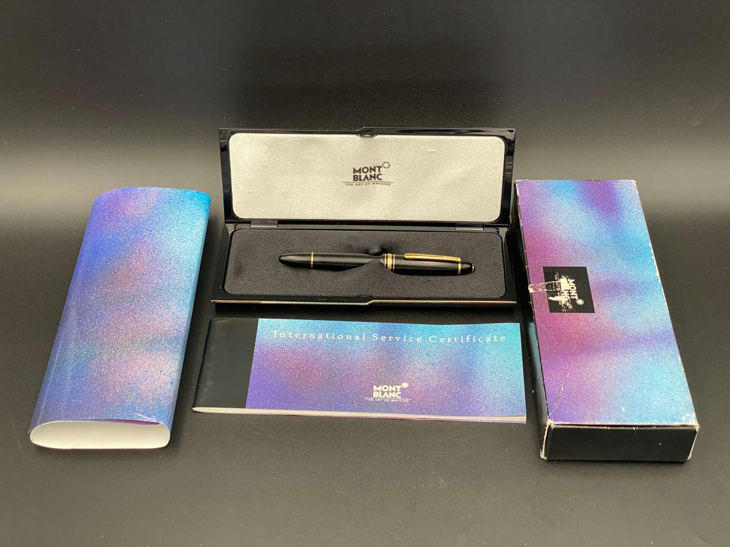<p>MONT BLANC FOINTAIN PEN, BOXED</p>
