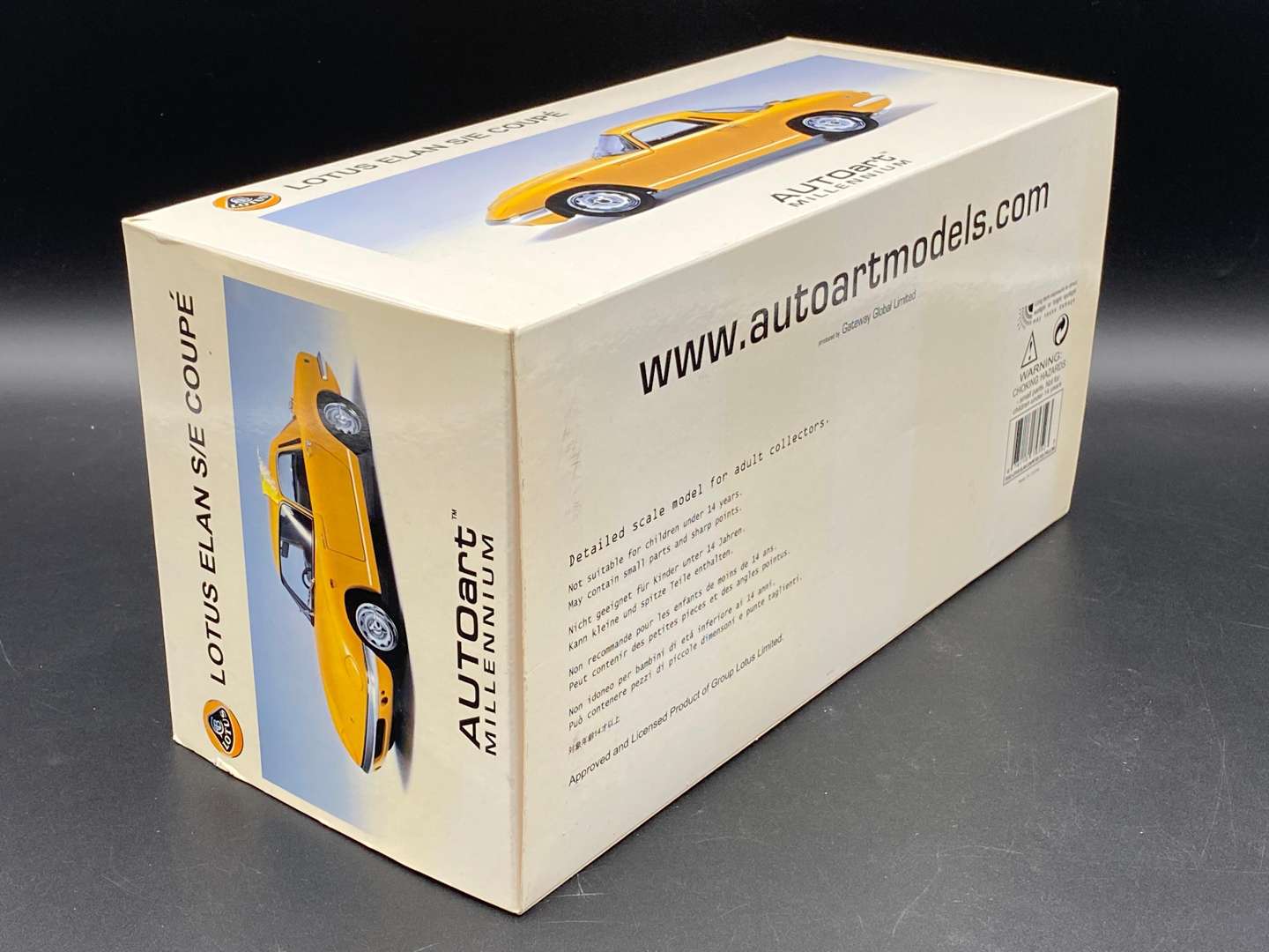<p>AUTOART MILLENIUM, LOTUS ELAN, 1:18</p>