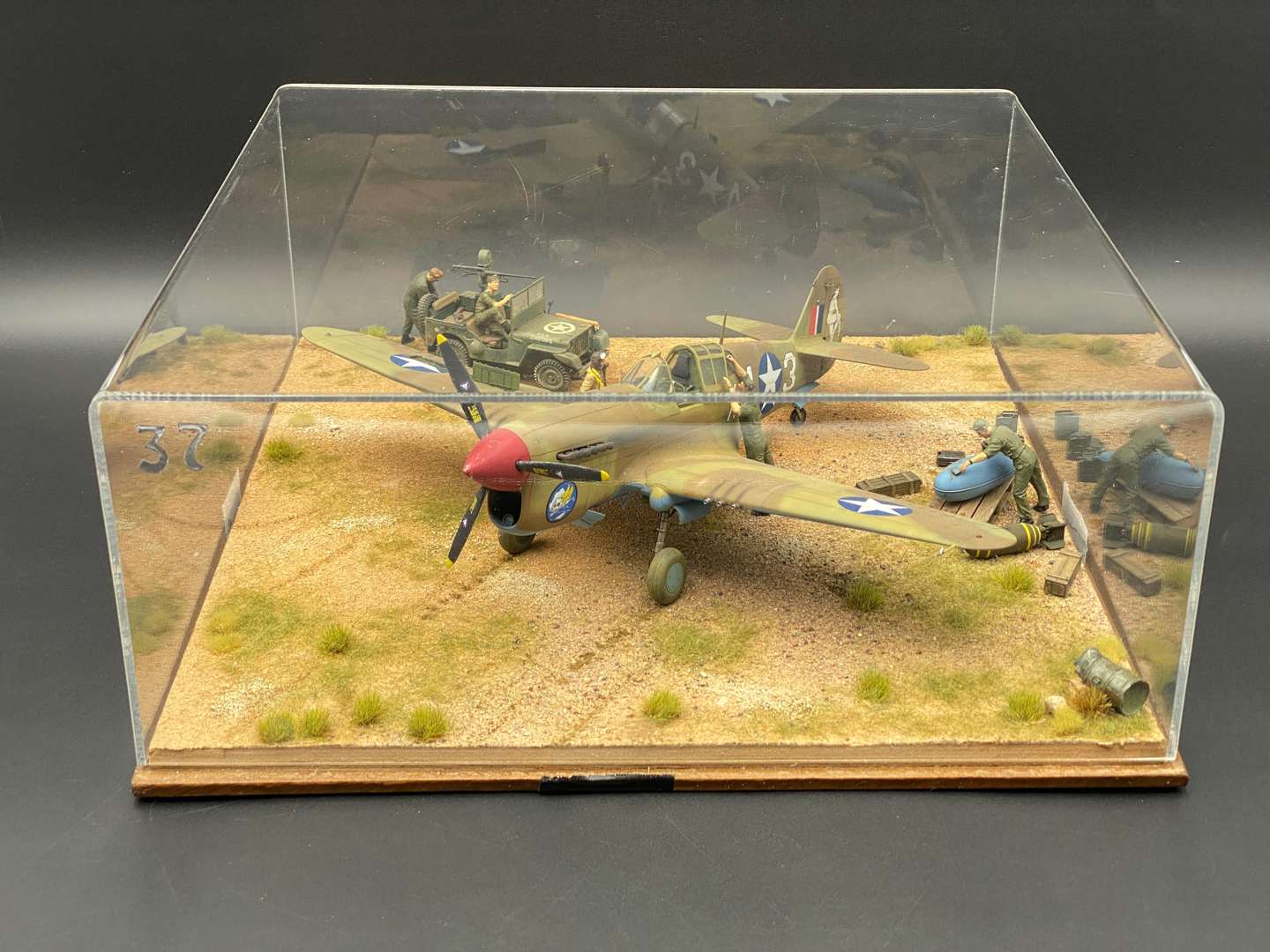 <p>DIORAMA FEATURING GRUMMAN TBM-3 AVENGER, USNAVY</p>