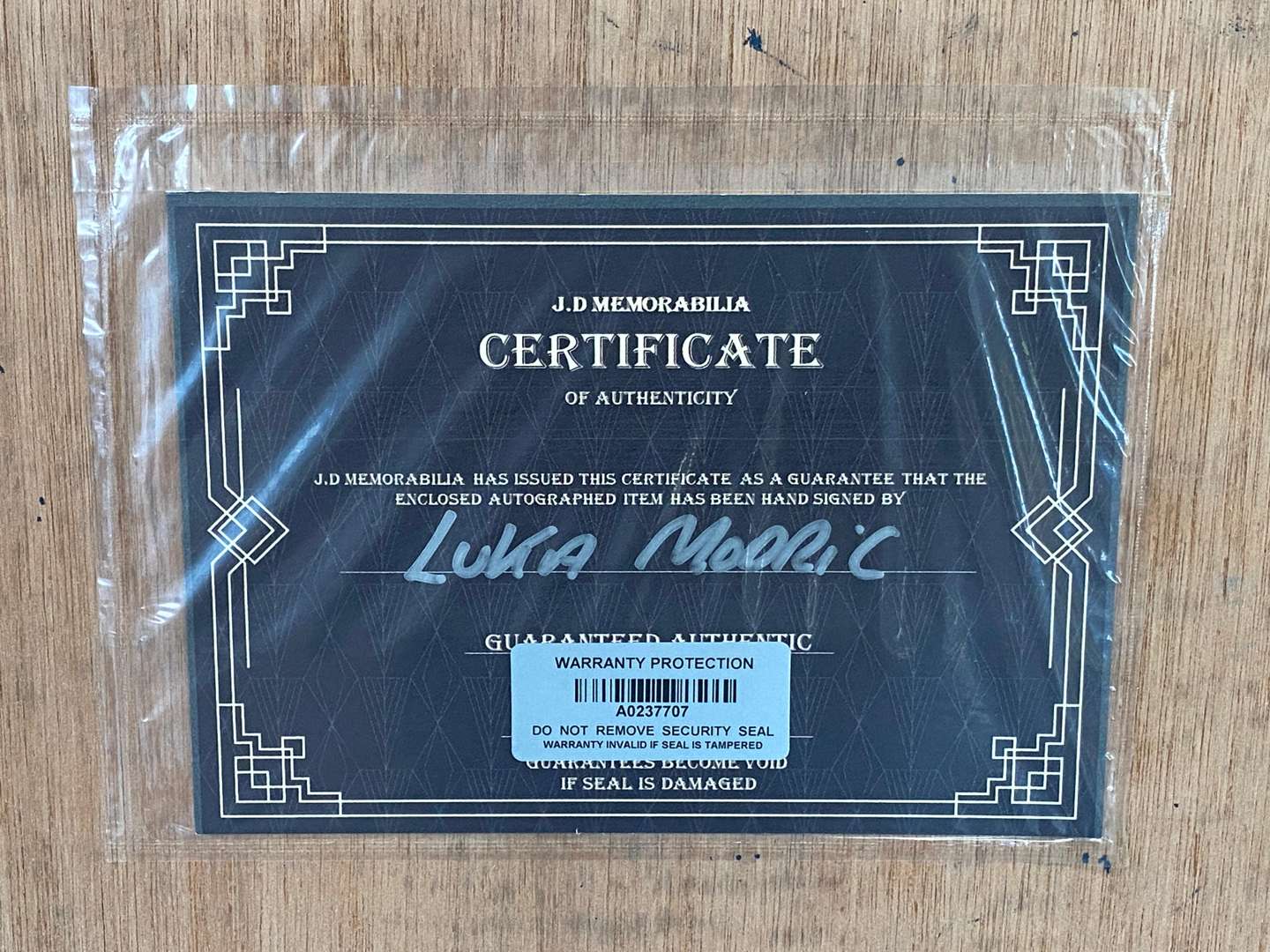 <p>DAVID SHEARER, “LUKA MODRIC”, SIGNED ACRYLIC ON ON BOARD</p>