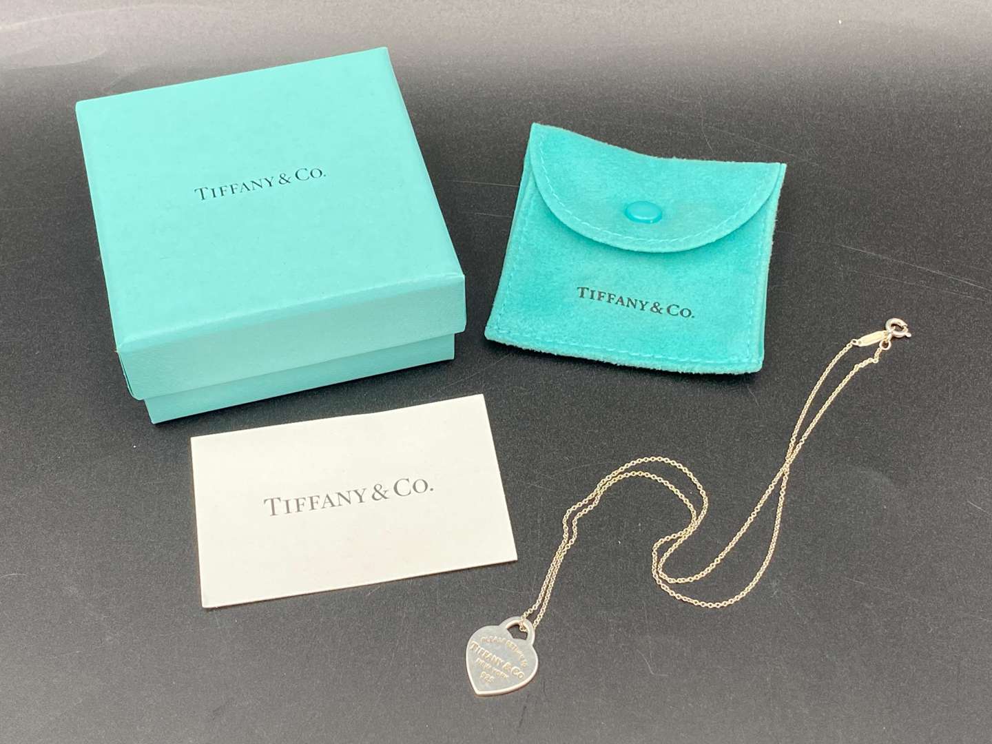 <p>TIFFANY, .925 HEART LOCK PENDANT AND CHAIN.</p>