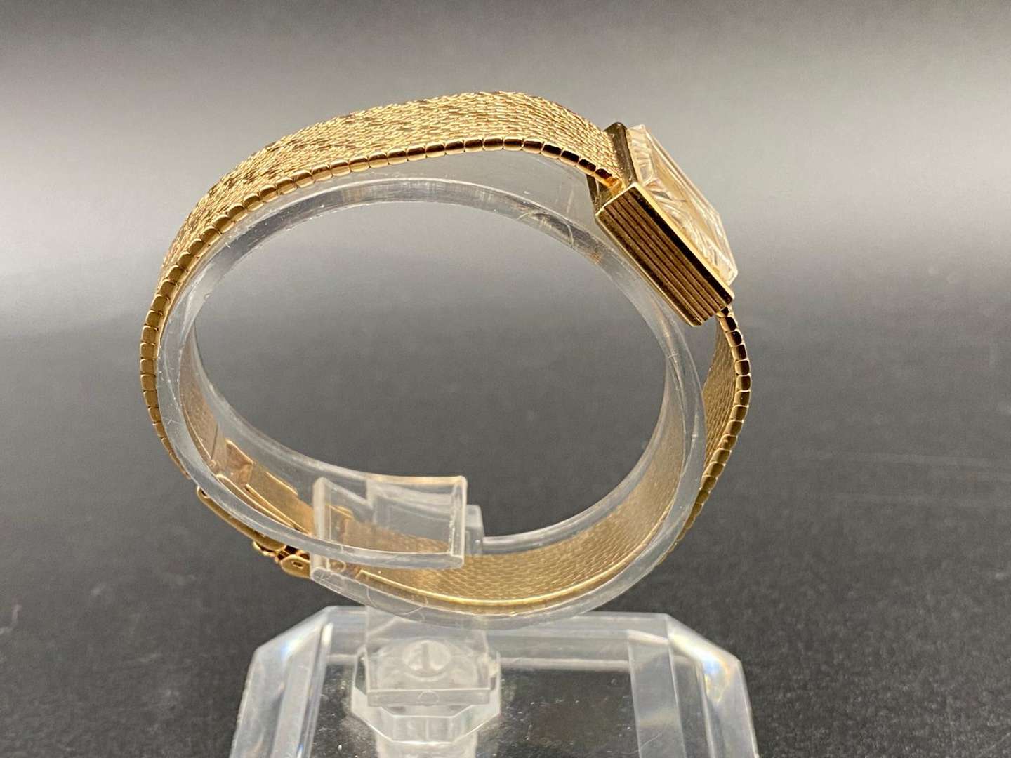 <p>OMEGA, 9CT GOLD LADIES DRESS WATCH</p>