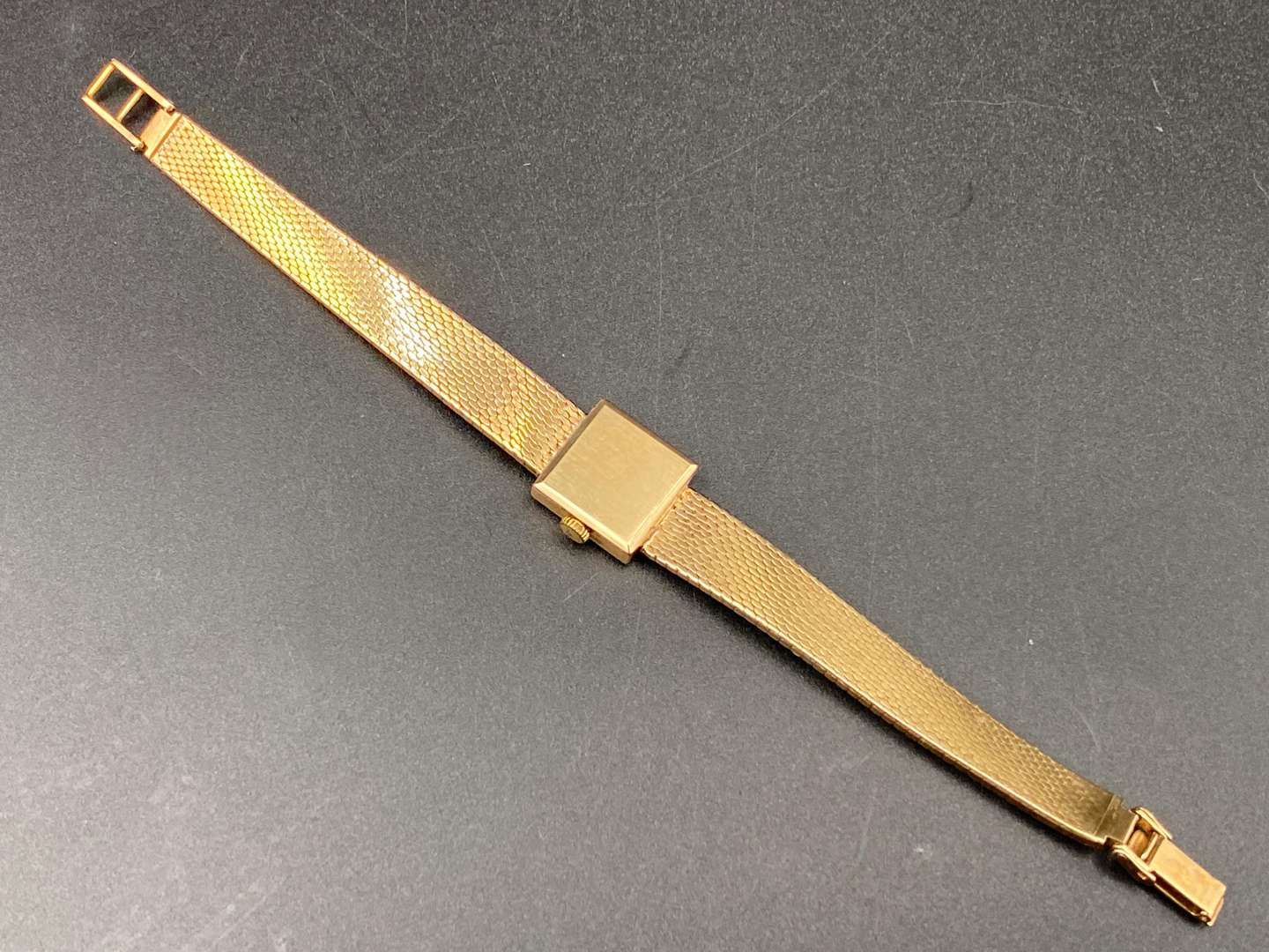 <p>OMEGA, 9CT GOLD LADIES DRESS WATCH</p>