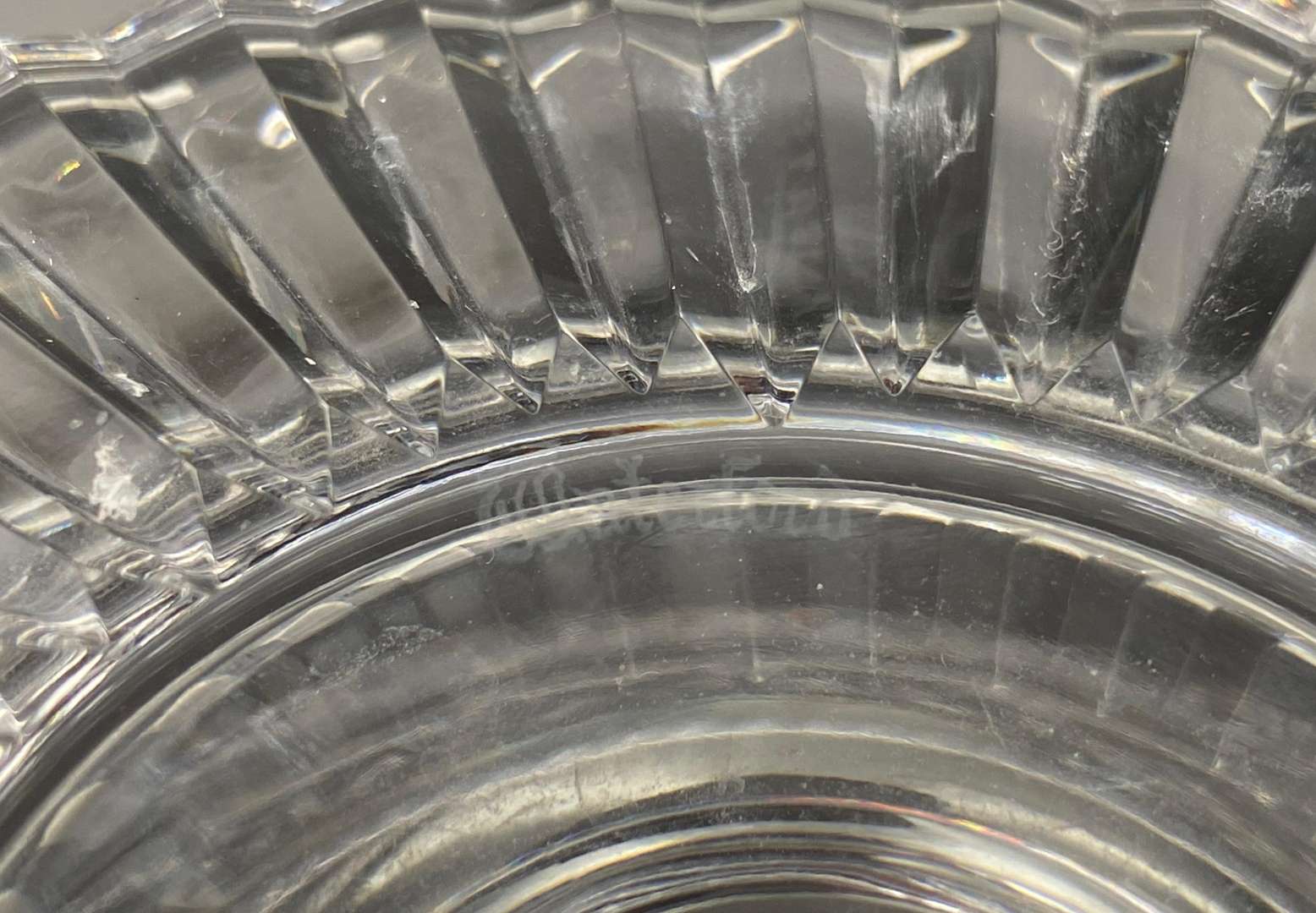 <p>WATERFORD CRYSTAL &nbsp;FOOTED BOWL</p>