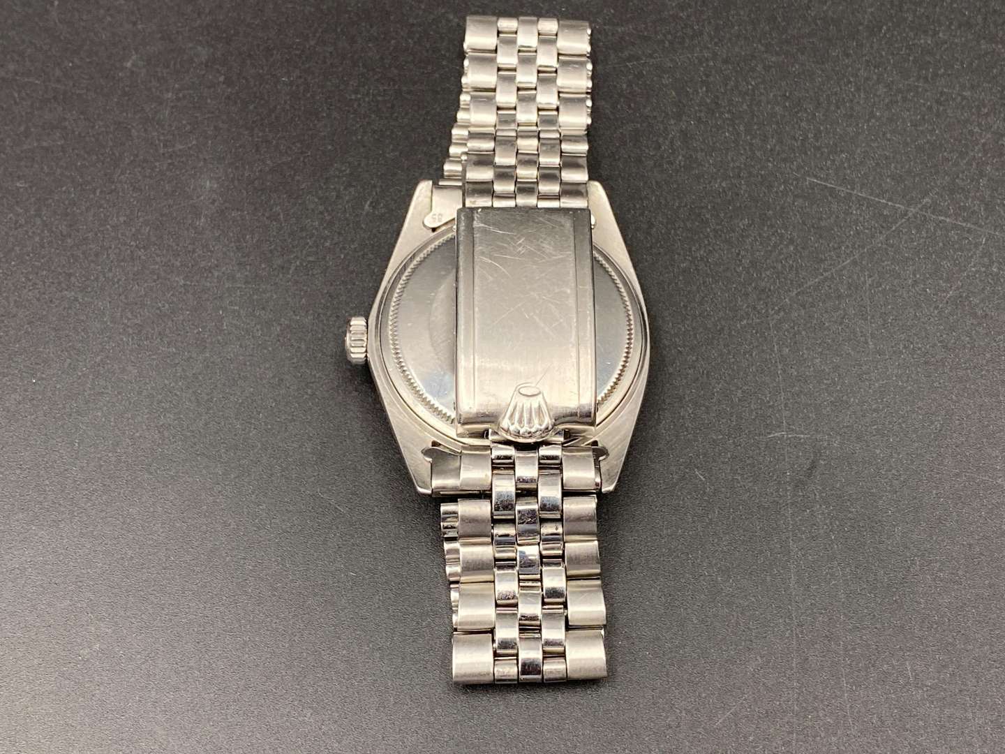 <p>ROLEX, &nbsp;DATEJUST, STAINLESS STEEL WRISTWATCH, REF 1601, SERIAL No 2344298</p>