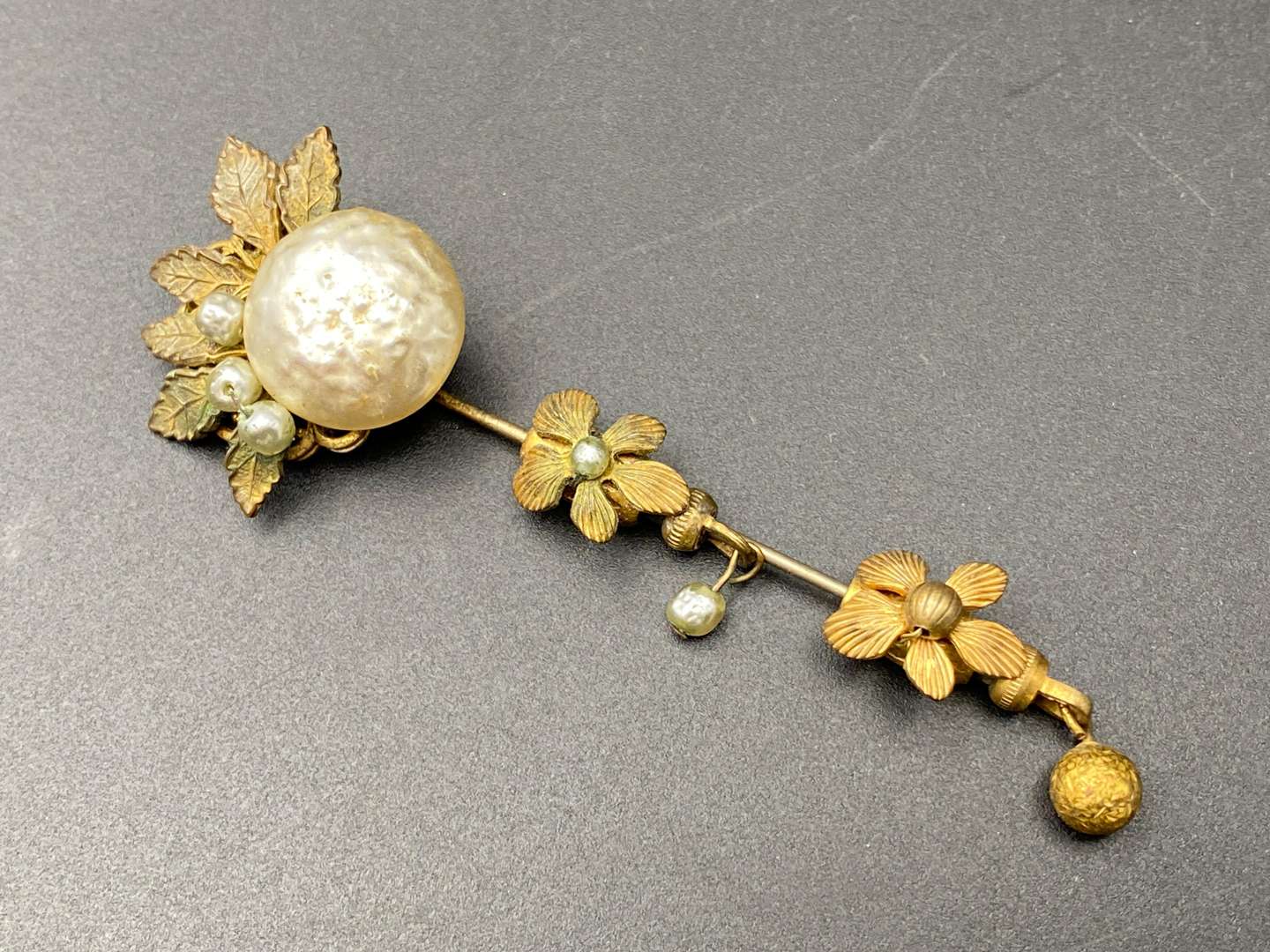 <p>STICK PINS X 28</p>