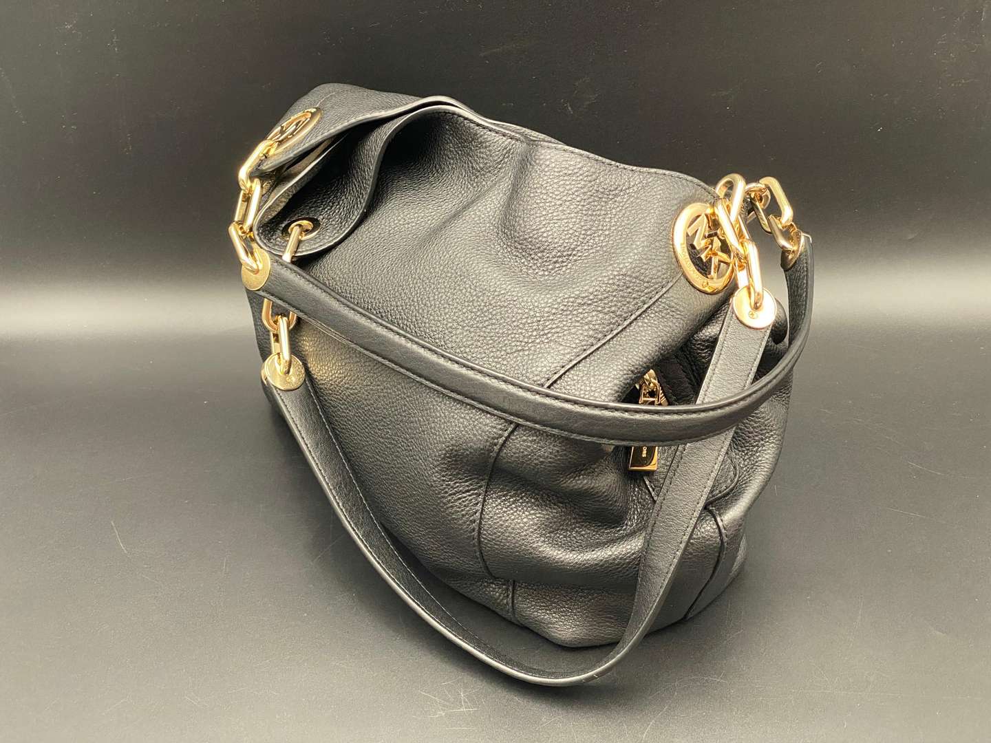 <p>MICHEAL KORS, LILLIE, BLACK PEBBLE GRAIN LEATHER TOTE BAG,</p>