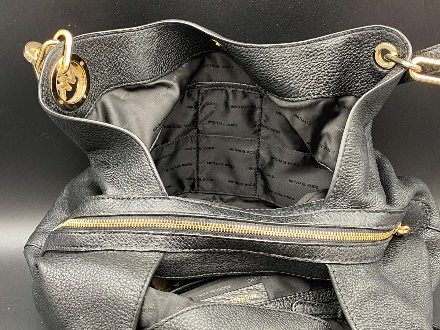 <p>MICHEAL KORS, LILLIE, BLACK PEBBLE GRAIN LEATHER TOTE BAG,</p>