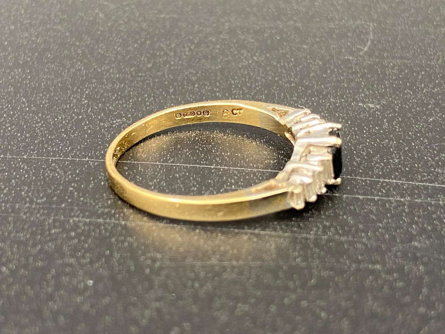 <p>18ct GOLD, DIAMOND AND SAPHIRE SET DRESS RING</p>
