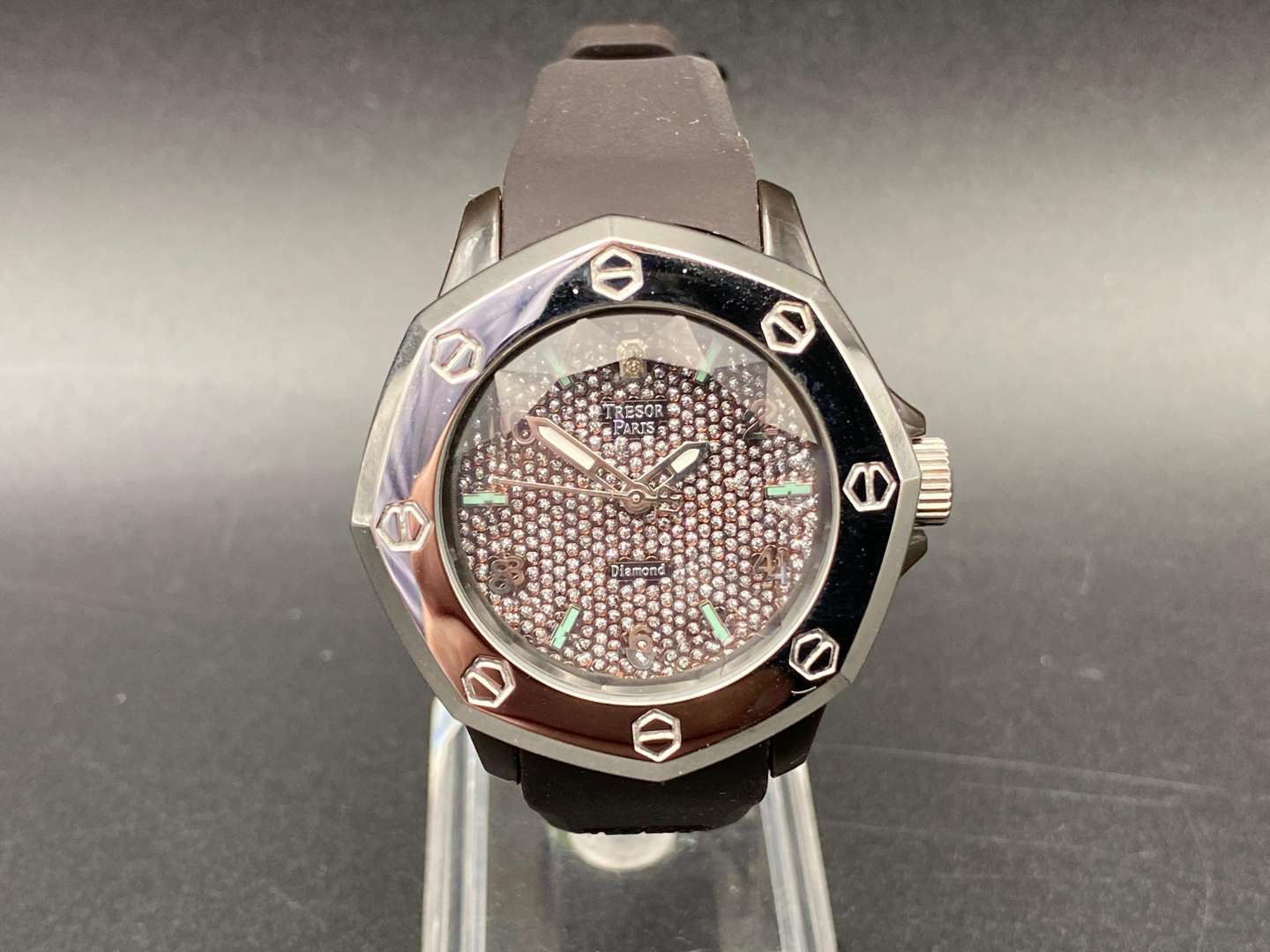 <p>TRESOR PARIS, DIAMOND SET WRISTWATCH</p>