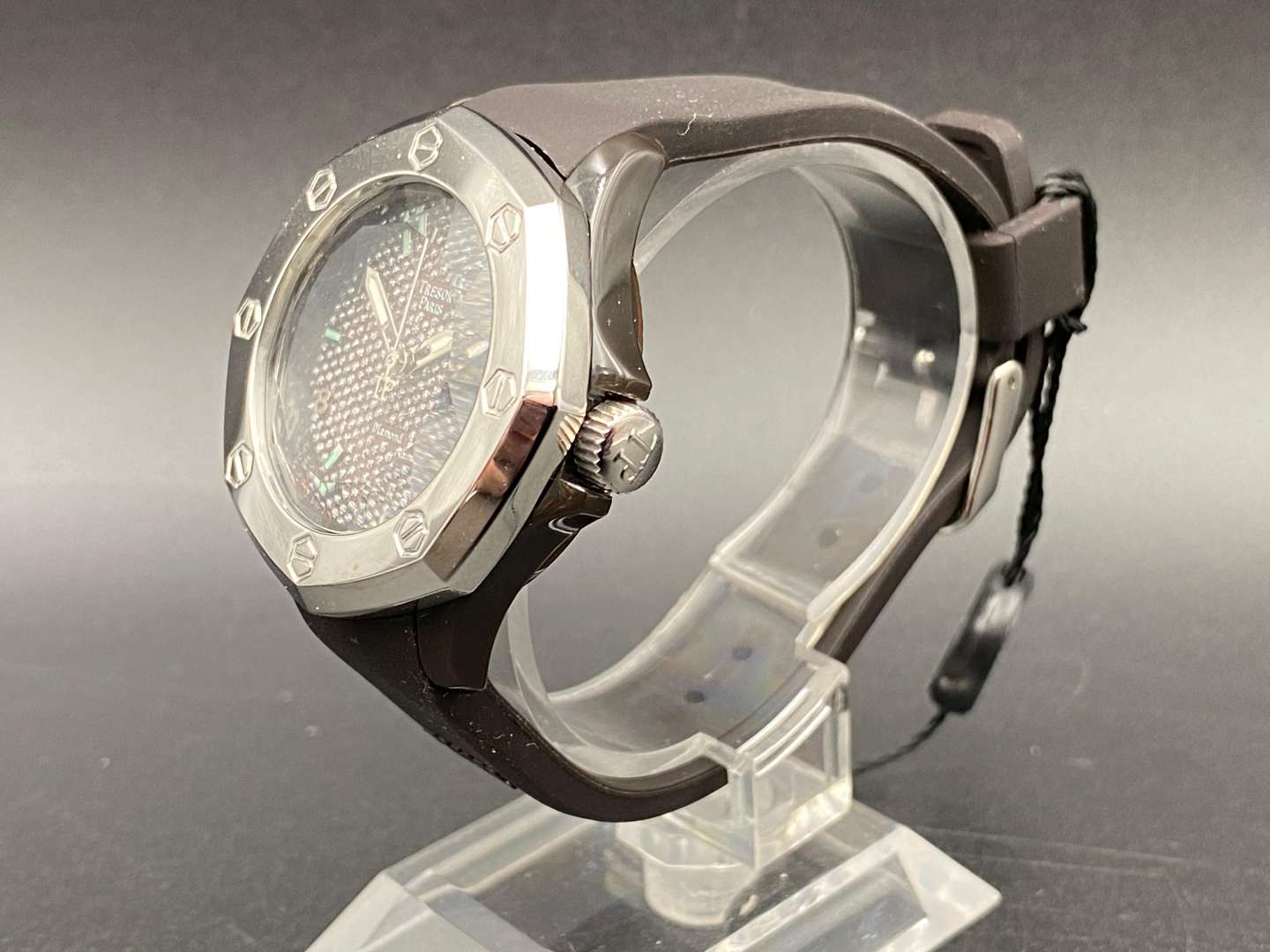 <p>TRESOR PARIS, DIAMOND SET WRISTWATCH</p>