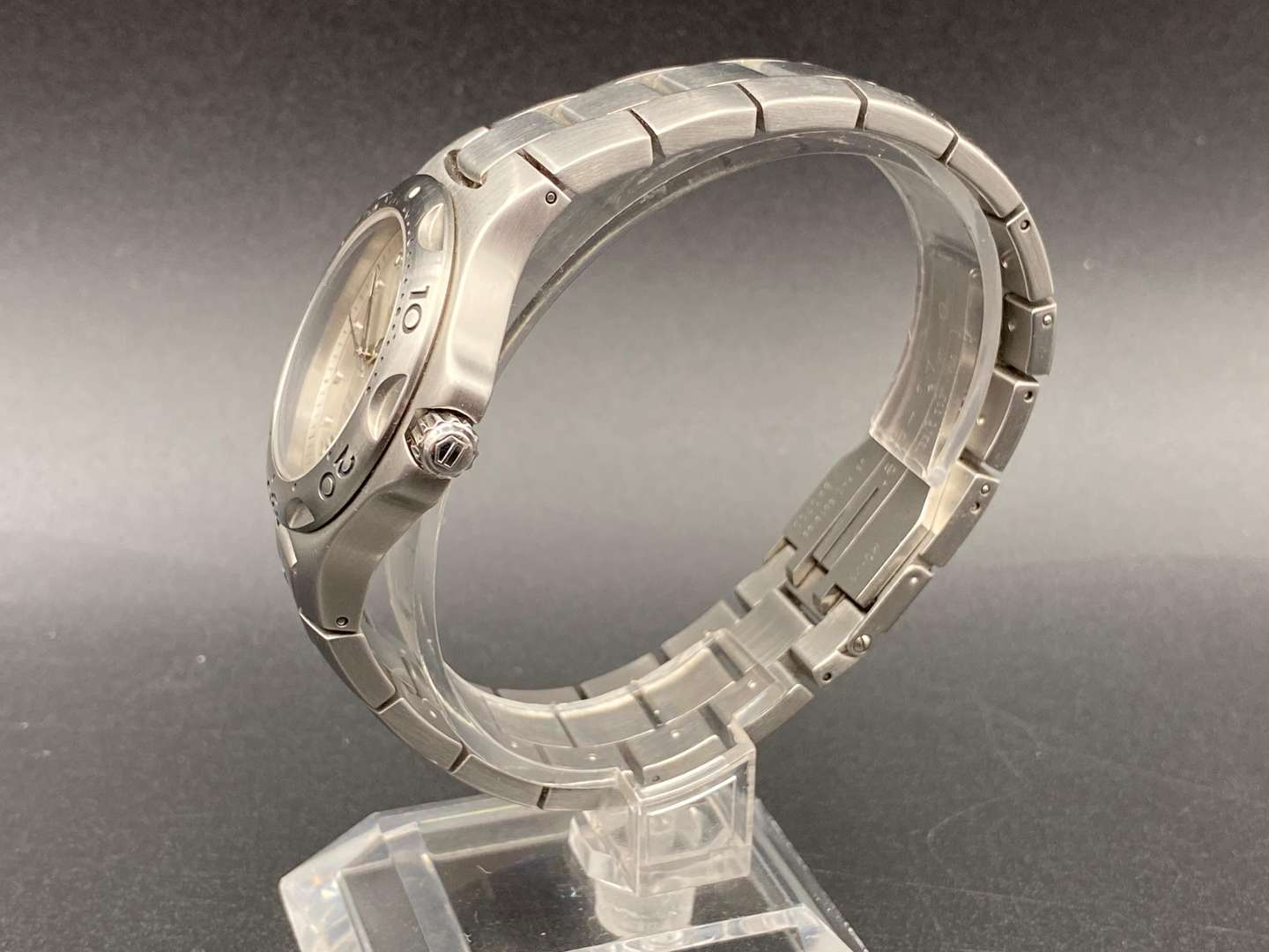 <p>TAG HEUER, WRISTWATCH AND BOX</p>