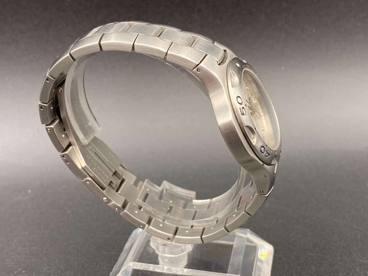<p>TAG HEUER, WRISTWATCH AND BOX</p>