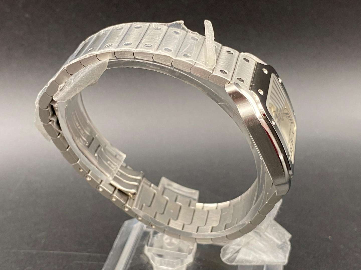 <p>CARTIER, SANTOS DE CARTIER, STAINLESS STEEL WITH BOX AND PAPERS, REF WSSA0082, 4626242240FY</p>