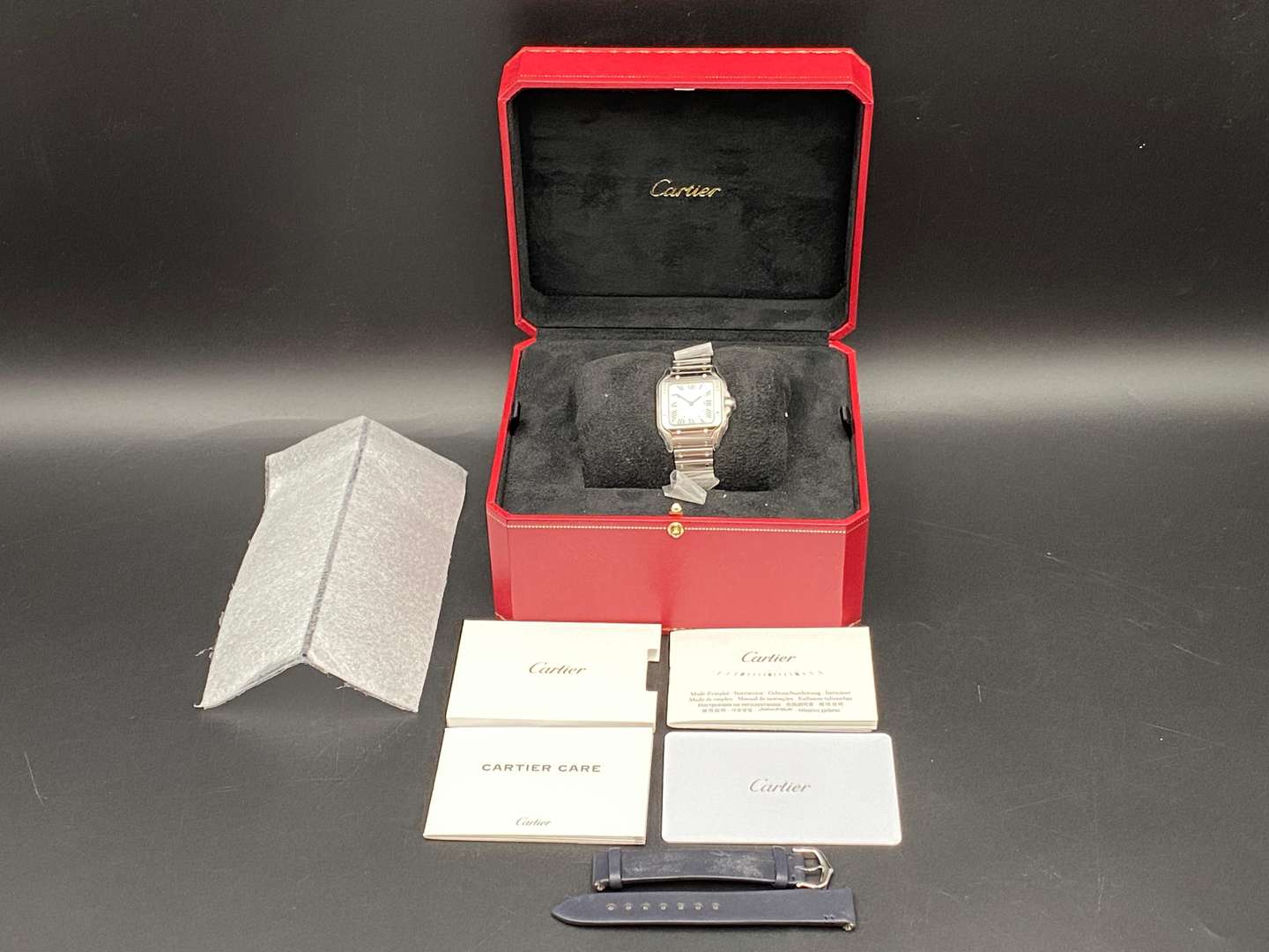 <p>CARTIER, SANTOS DE CARTIER, STAINLESS STEEL WITH BOX AND PAPERS, REF WSSA0082, 4626242240FY</p>