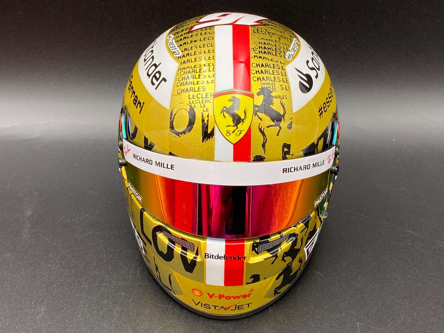 <p>BELL MINI HELMETS FOR FERRARI, 2022 CHARLES LECLERC</p>