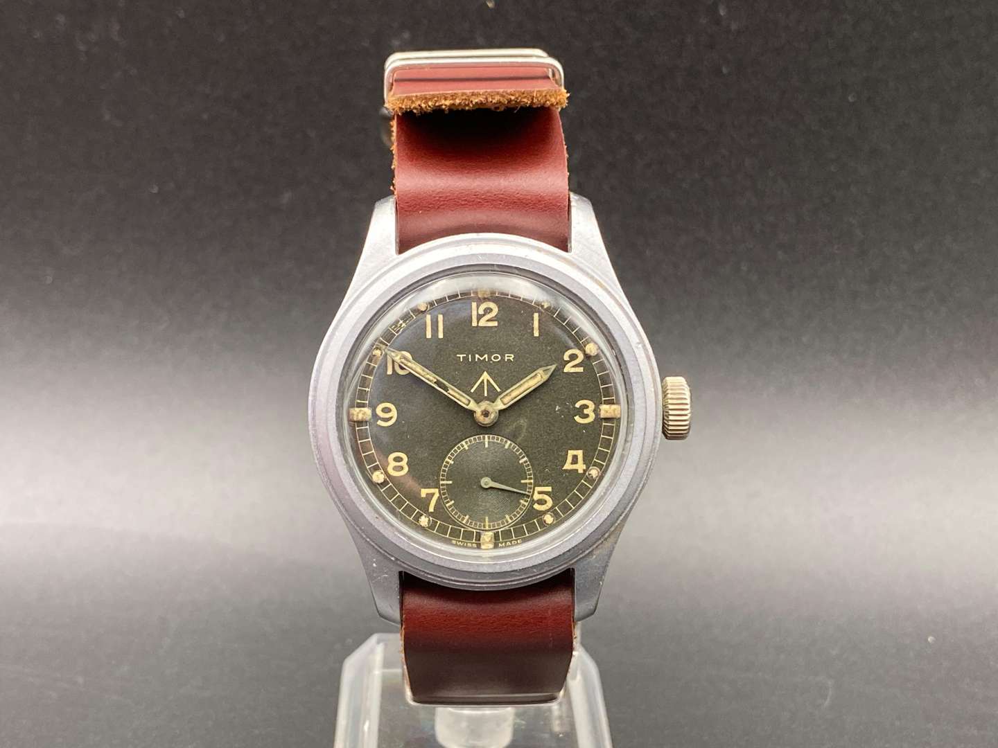 <p>TIMOR, WW2 PERIOD BRITISH MILITARY ISSUE WRISTWATCH, WWW K13232</p>