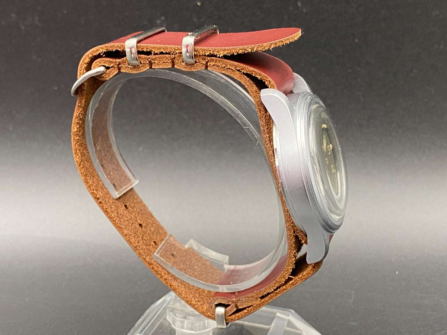 <p>TIMOR, WW2 PERIOD BRITISH MILITARY ISSUE WRISTWATCH, WWW K13232</p>