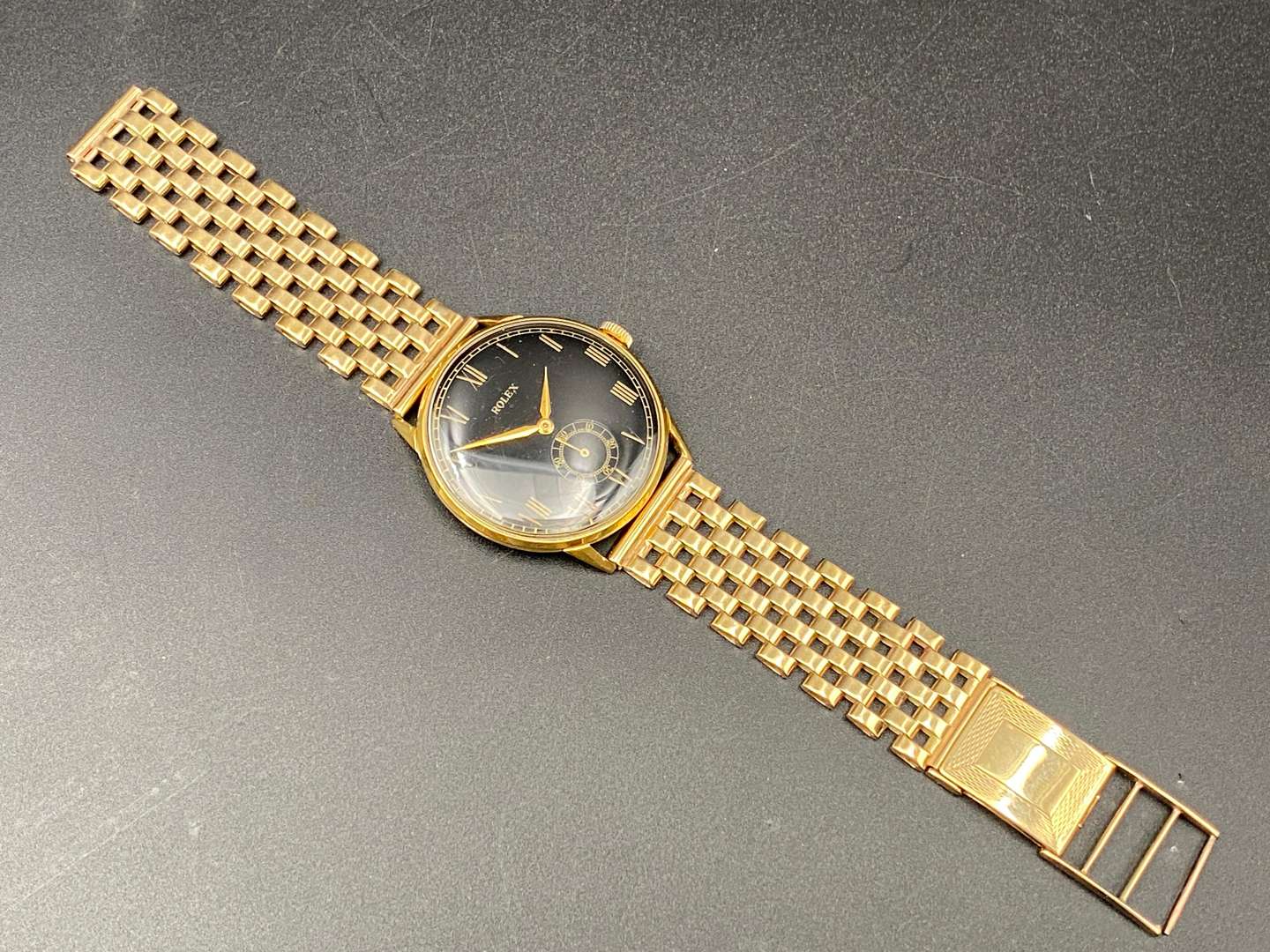 <p>ROLEX, MID 20th CENTURY 18K GOLD WRISTWATCH, 60118, 3667</p>