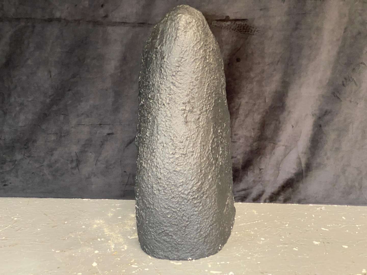 <p>LARGE MODERN AMETHYST CATHEDERAL GEODE, 27.8KG</p>