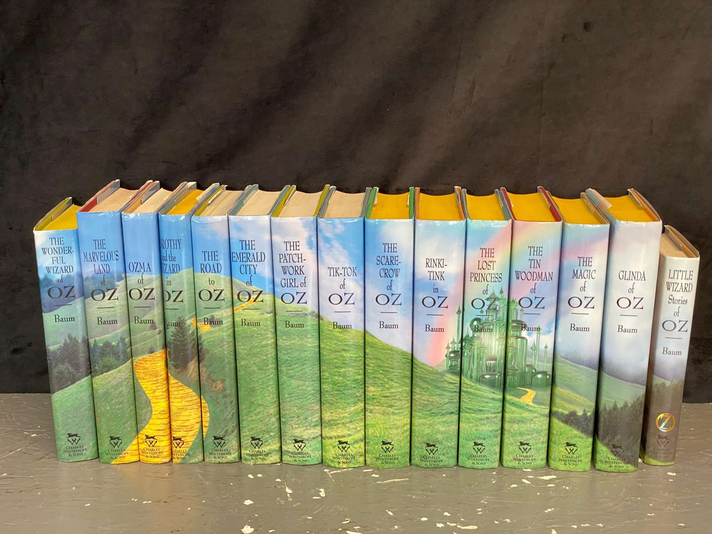 <p>WIZARD OF OZ SERIES, FACSIMILE REPLICA FIRST EDITIONS, L FRANK BAUM, (AUTHOR),CHARLES WINTHROPE & SONS (PUBLISHER) (15) + THREE BOOKENDS</p>