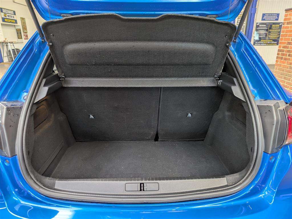 <p>2020 PEUGEOT 208 ALLURE PREMIUM PURETE</p>