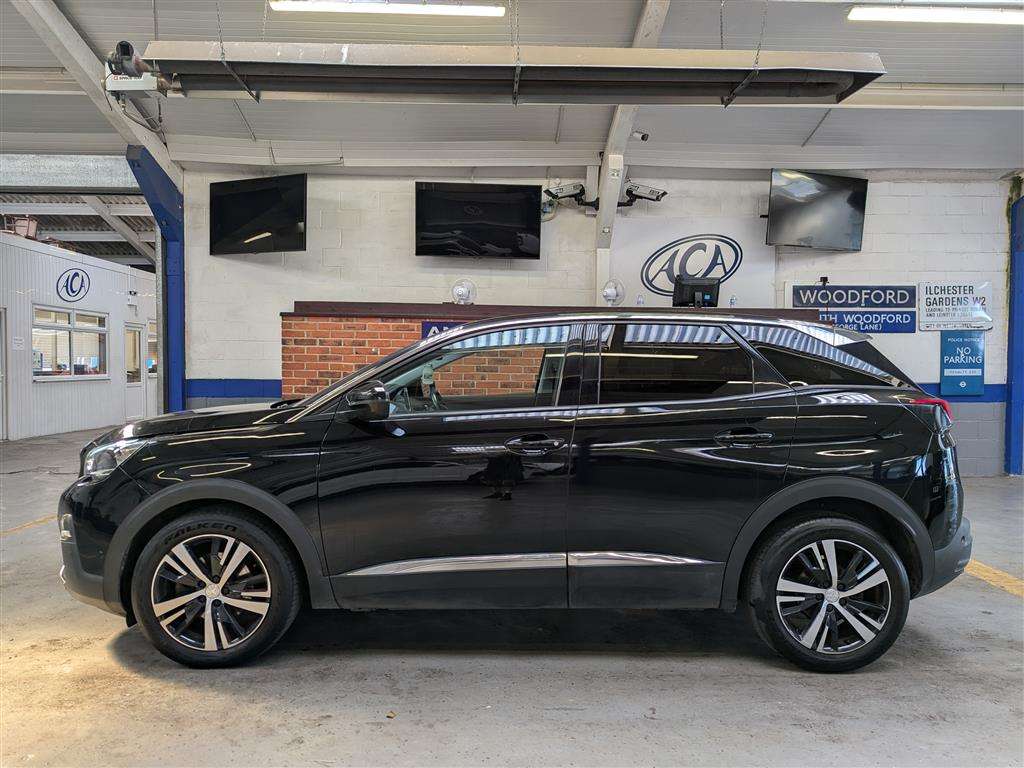 <p>2018 PEUGEOT 3008 ALLURE S/S</p>