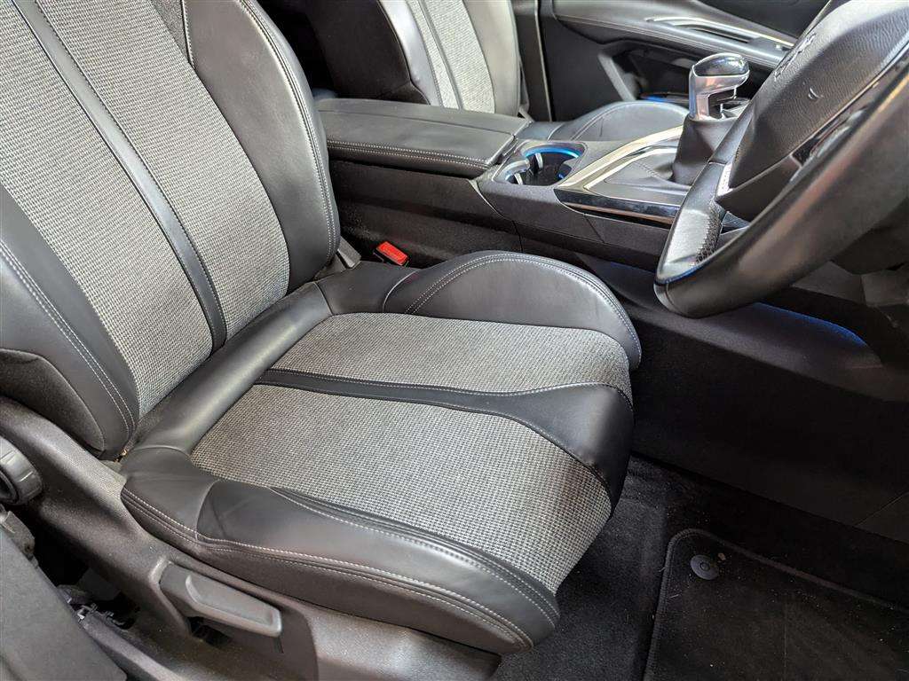 <p>2018 PEUGEOT 3008 ALLURE S/S</p>
