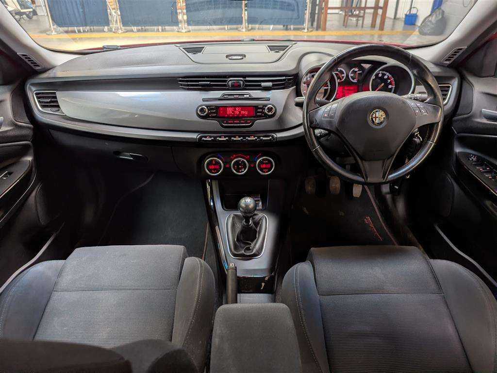 <p>2011 ALFA ROMEO GIULIETTA LUSSO TB</p>