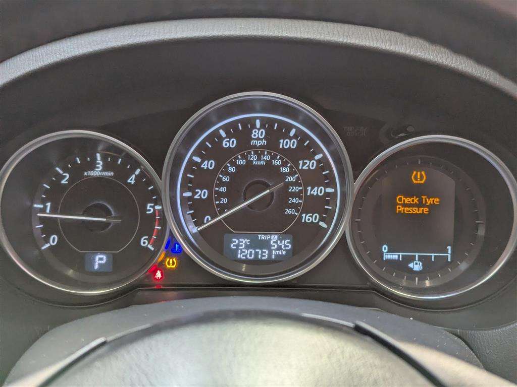 <p>2014 MAZDA 6 SE-L NAV D AUTO</p>