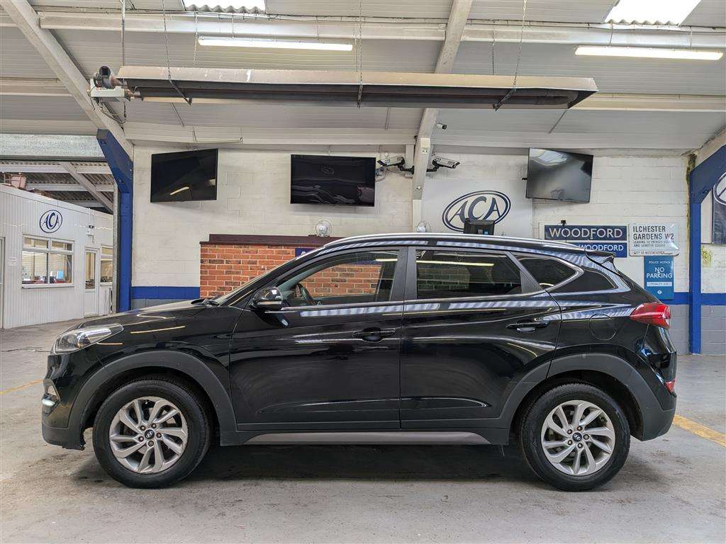 <p>2016 HYUNDAI TUCSON PREM B-DRIVE 2WD C</p>