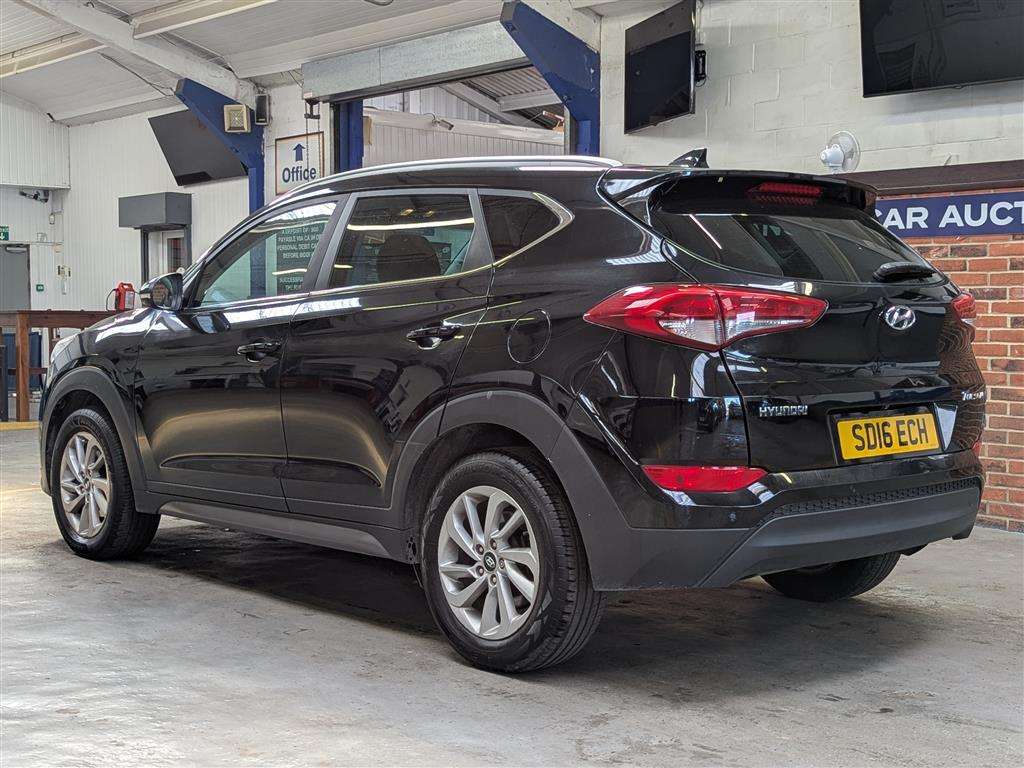 <p>2016 HYUNDAI TUCSON PREM B-DRIVE 2WD C</p>