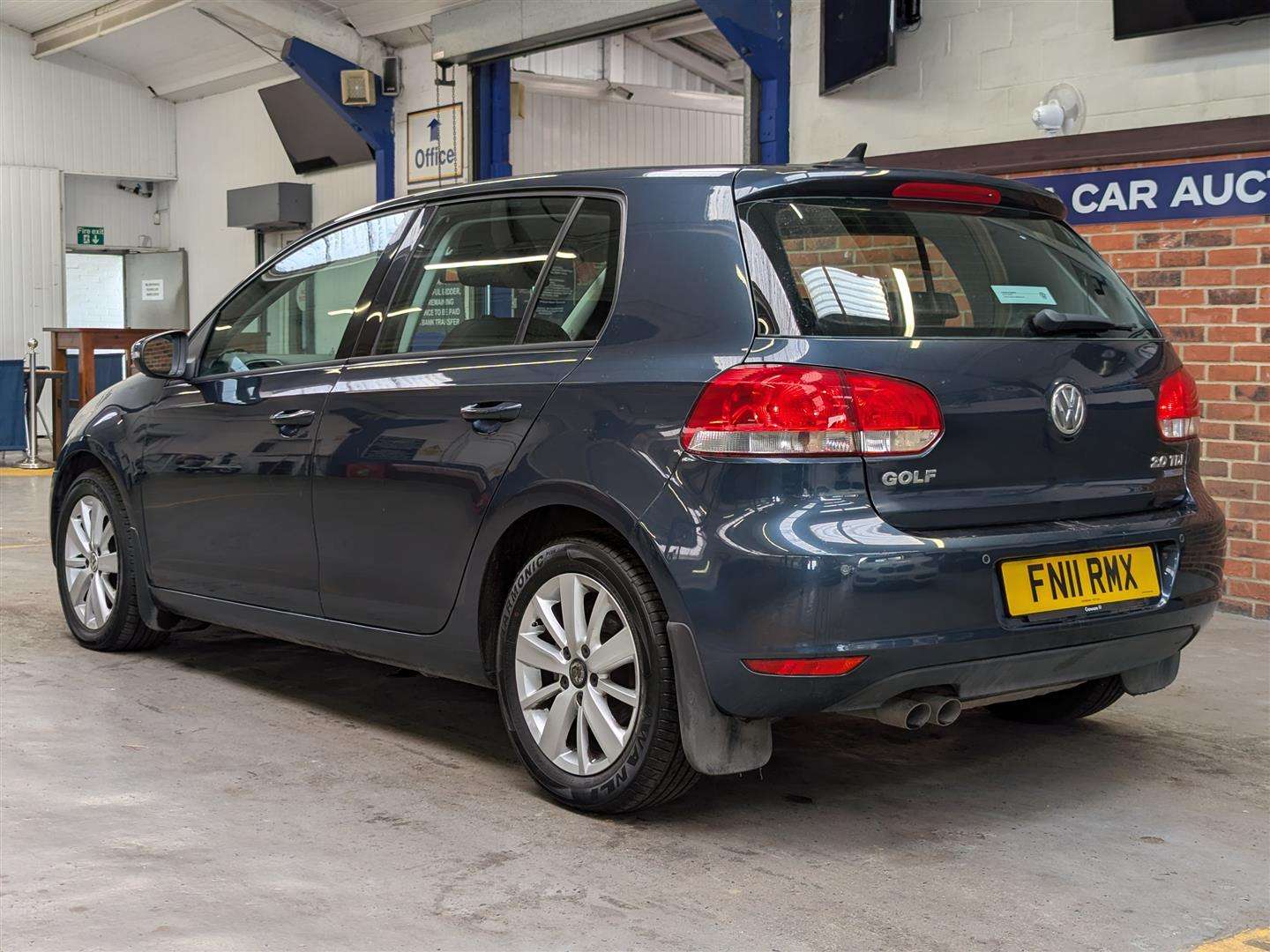 <p>2011 VOLKSWAGEN GOLF MATCH TDI BLUE TECH</p>