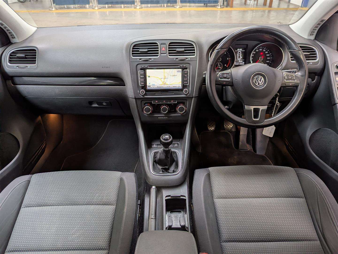 <p>2011 VOLKSWAGEN GOLF MATCH TDI BLUE TECH</p>