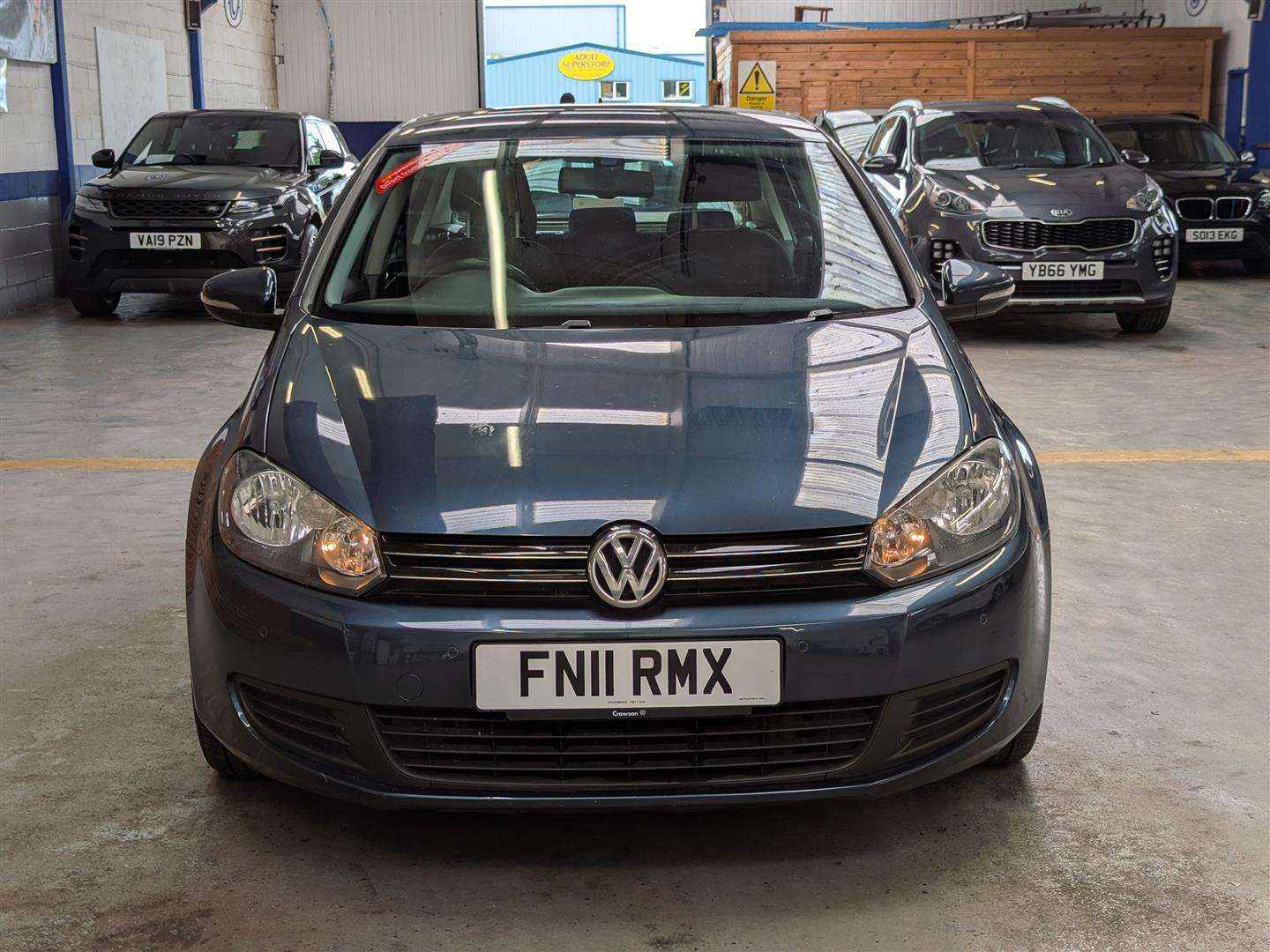 <p>2011 VOLKSWAGEN GOLF MATCH TDI BLUE TECH</p>
