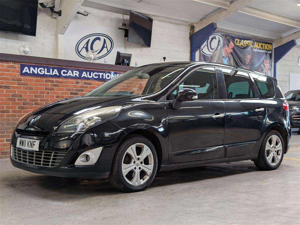 <p>2011 RENAULT GRAND SCENIC D-QUE TT VVT</p>