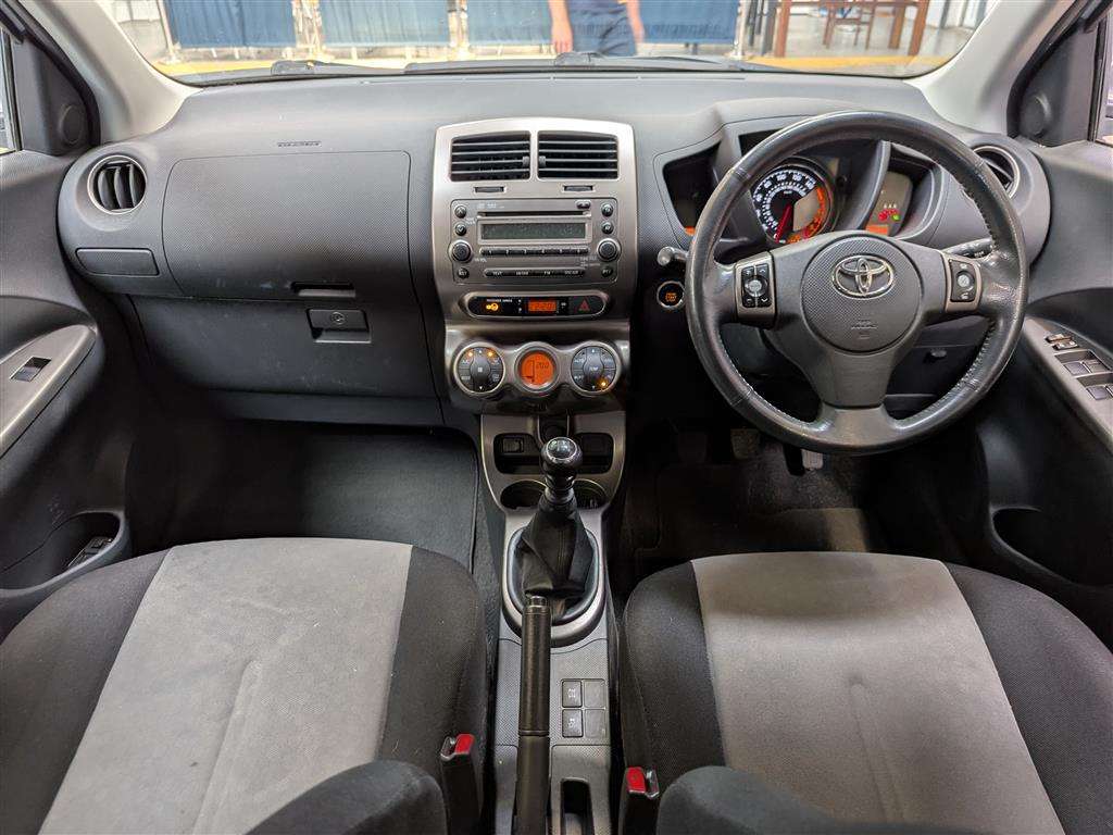 <p>2011 TOYOTA URBAN CRUISER D-4D</p>