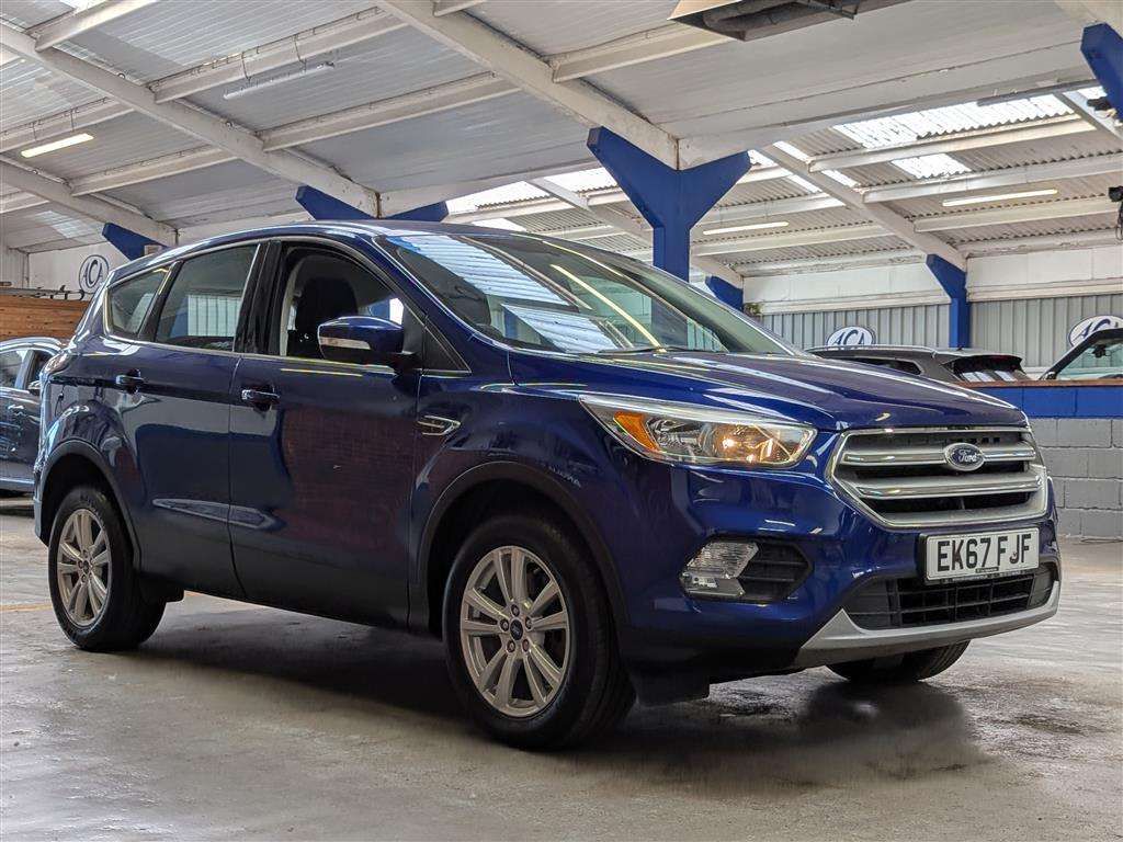 <p>2017 FORD KUGA ZETEC TDCI</p>