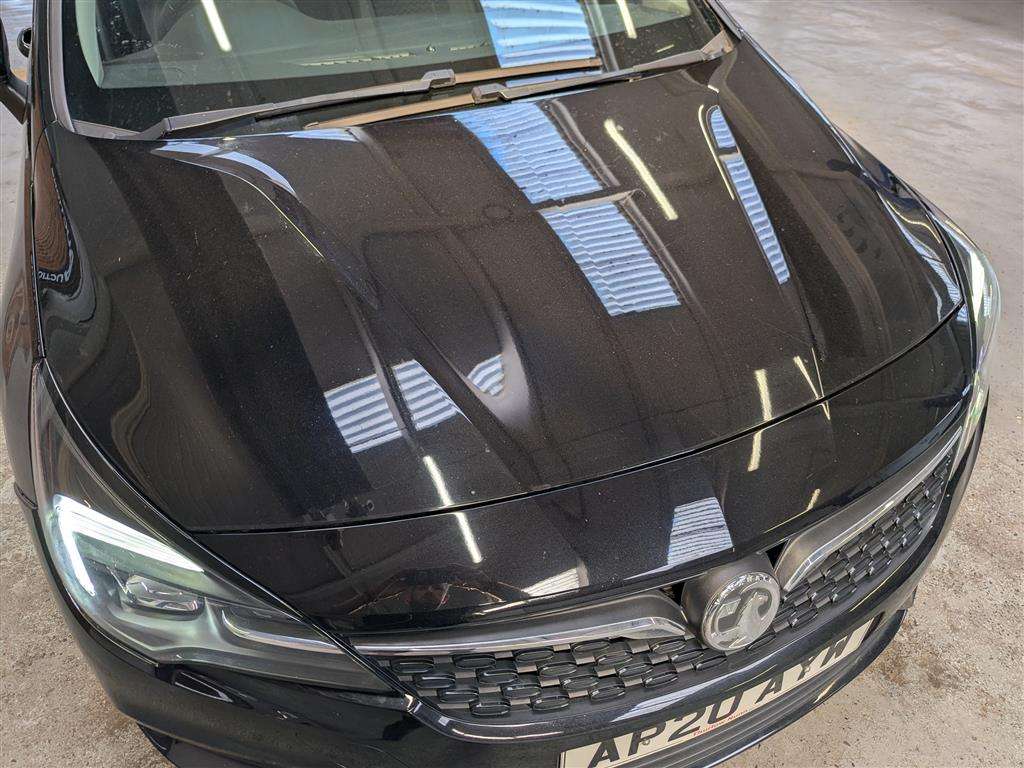 <p>2020 VAUXHALL ASTRA SRI TURBO</p>