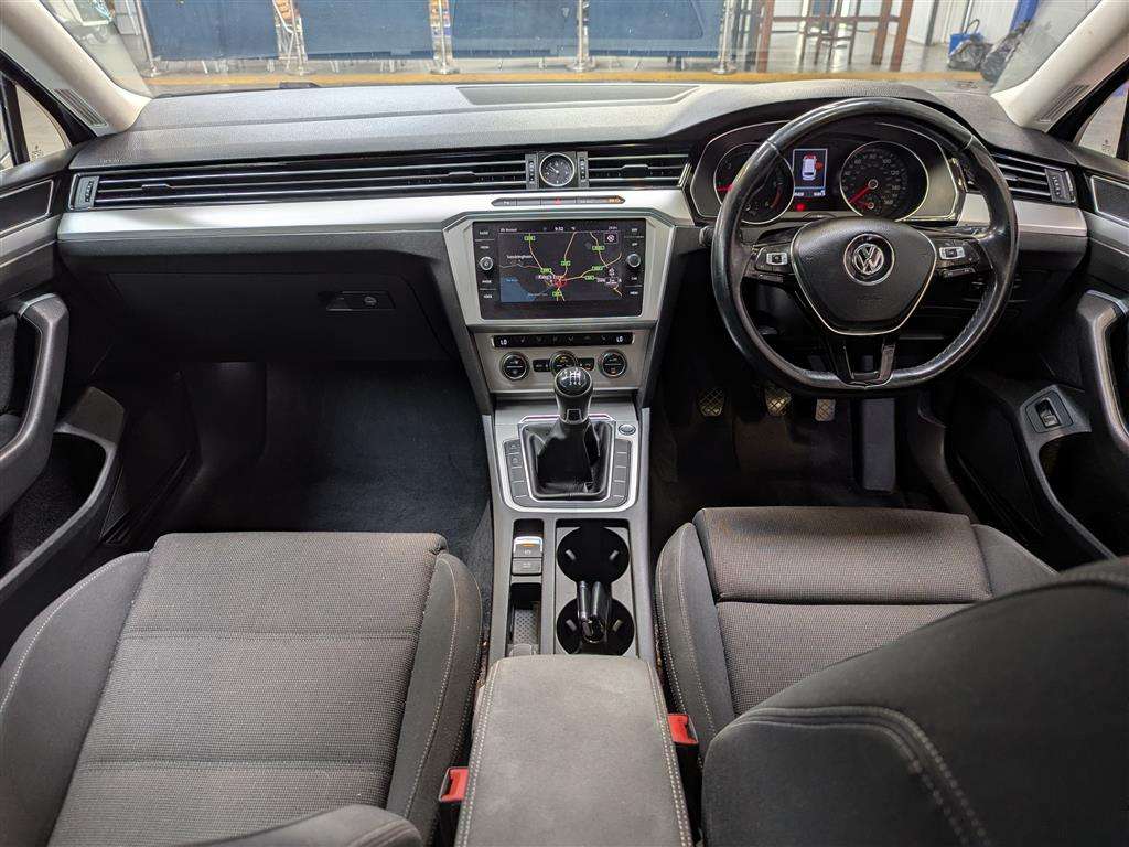 <p>2018 VOLKSWAGEN PASSAT SE BUSINESS TDI BM</p>