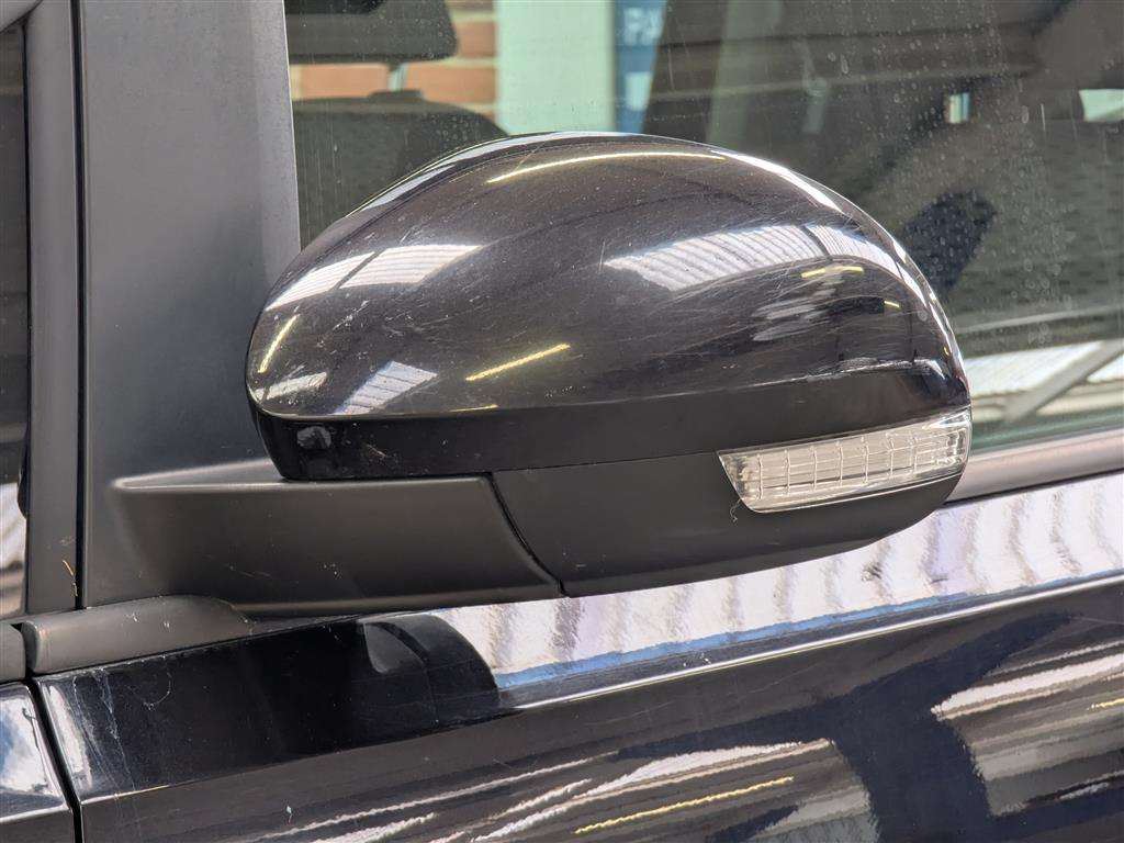 <p>2012 VOLKSWAGEN SHARAN S BLUEMOTION TDI S</p>