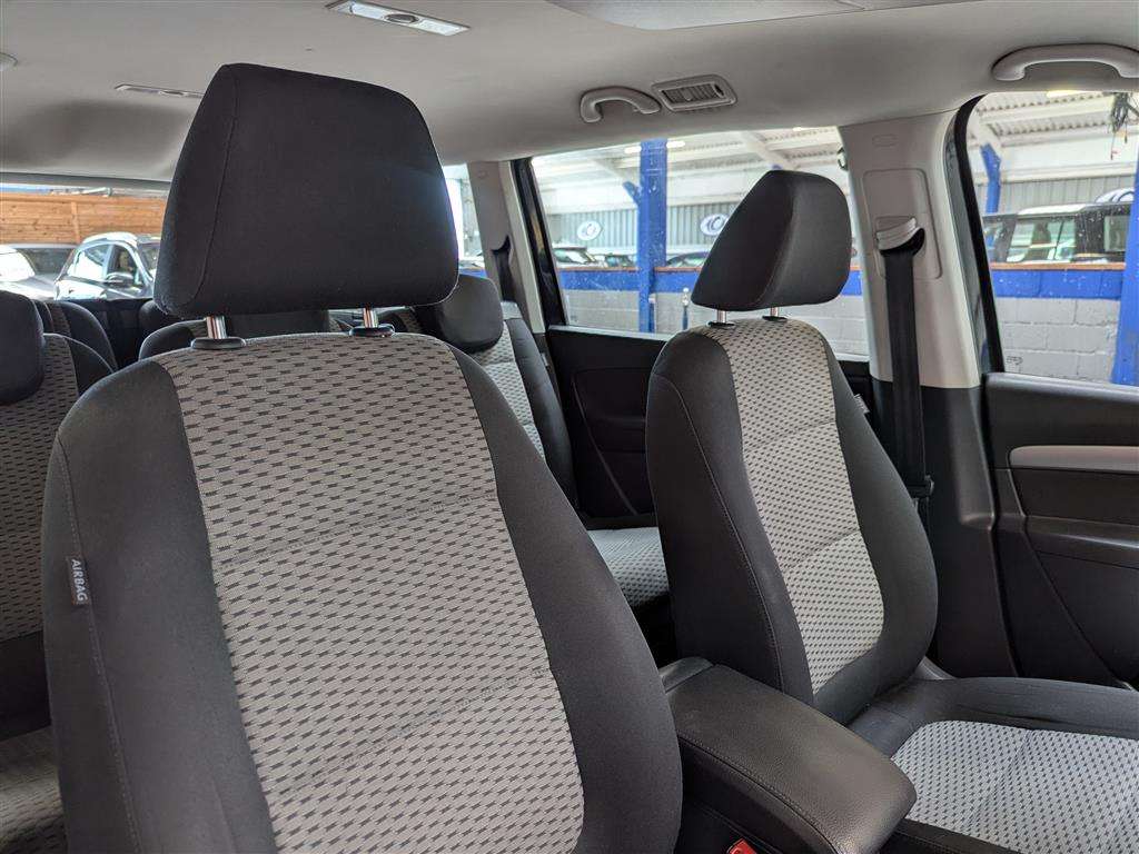 <p>2012 VOLKSWAGEN SHARAN S BLUEMOTION TDI S</p>
