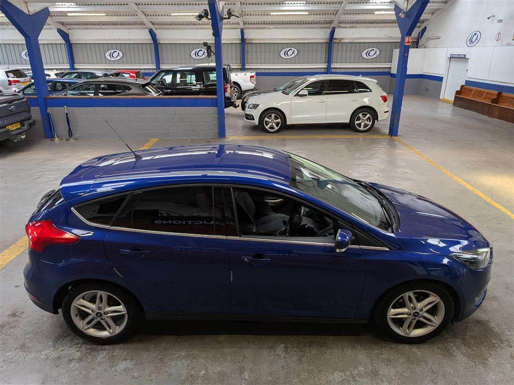 <p>2017 FORD FOCUS ZETEC</p>