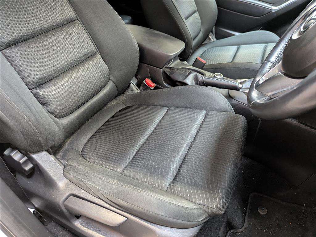 <p>2015 MAZDA CX-5 SE-L NAV D AUTO</p>