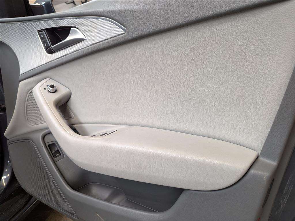 <p>2014 AUDI A6 SE TDI ULTRA</p>