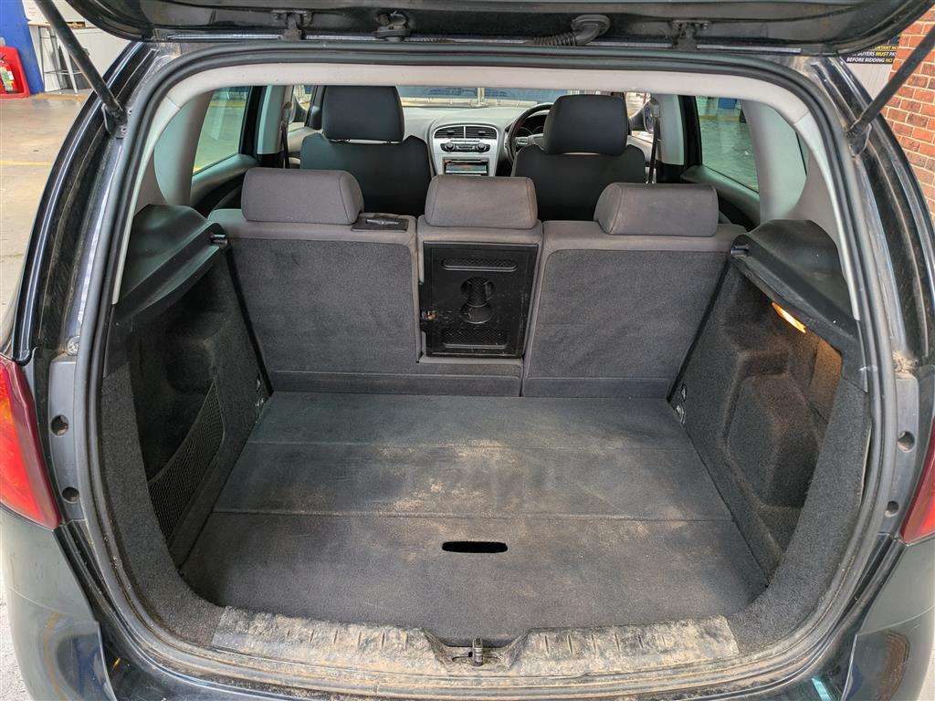 <p>2011 SEAT ALTEA SE CR TDI ECOMOTIVE</p>