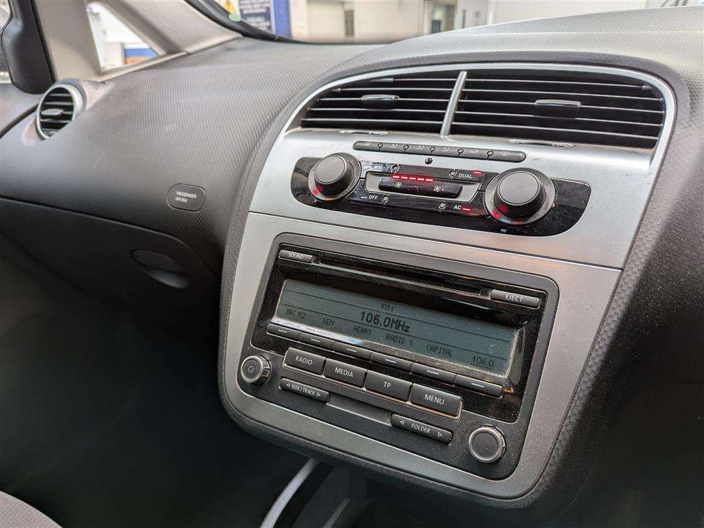 <p>2011 SEAT ALTEA SE CR TDI ECOMOTIVE</p>