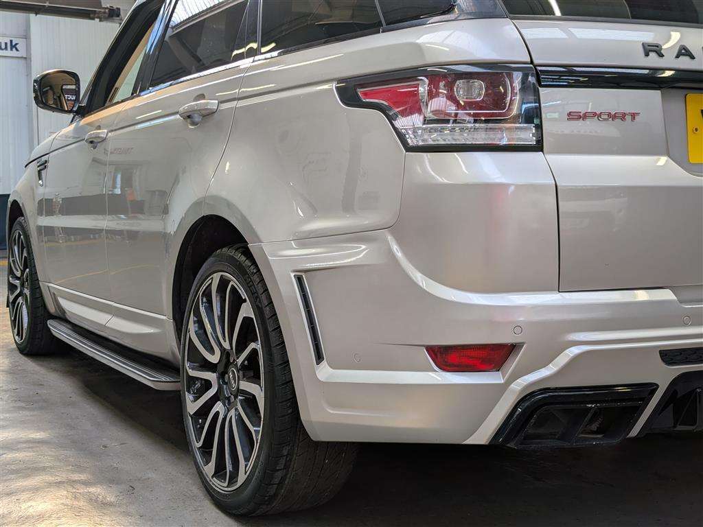 <p>2015 LAND ROVER R ROVER SPORT HSE DYNAM S</p>