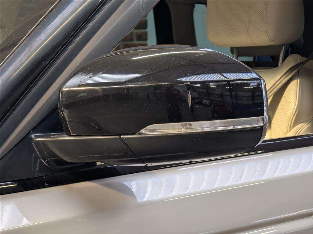 <p>2015 LAND ROVER R ROVER SPORT HSE DYNAM S</p>