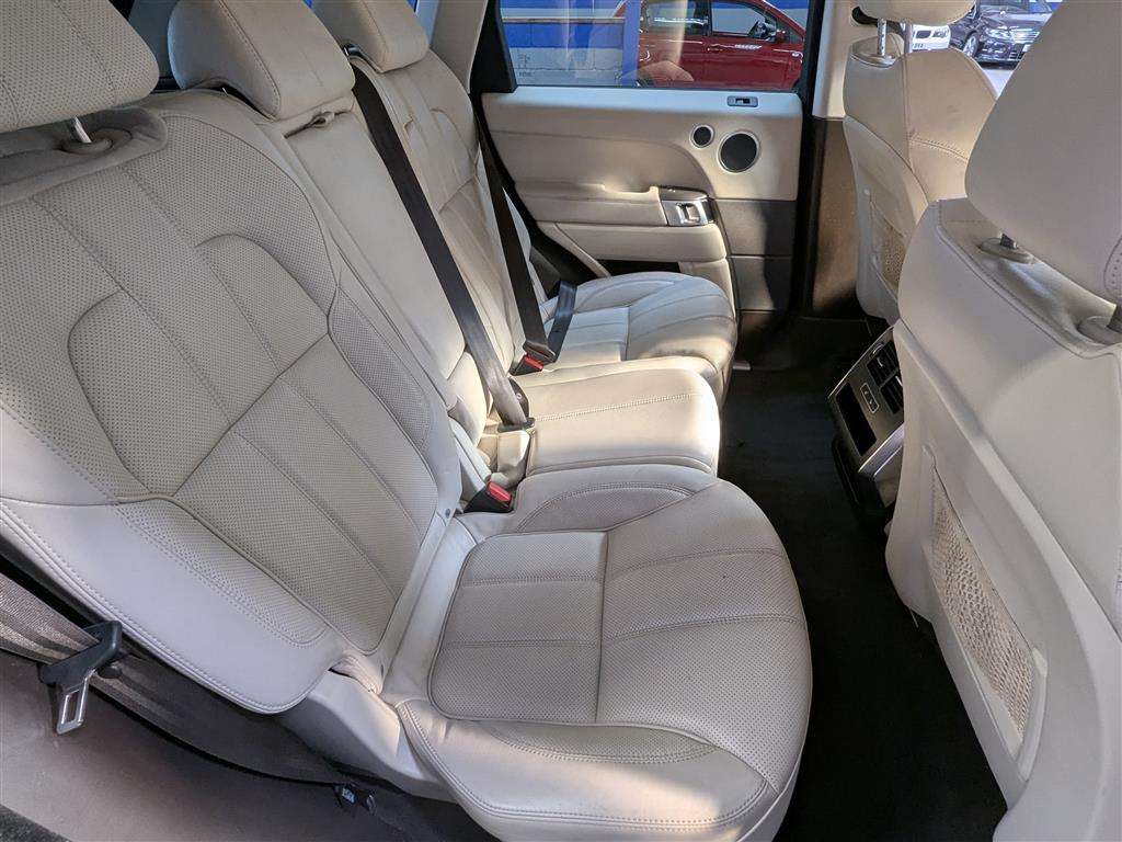 <p>2015 LAND ROVER R ROVER SPORT HSE DYNAM S</p>